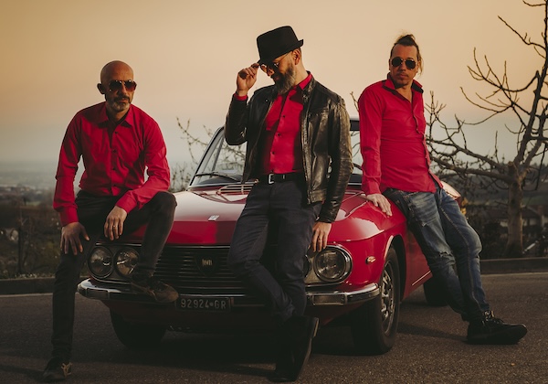GLI AVVOLTE TORNANO IN SARDEGNA DOPO 17 ANNI: UN TOUR TRA MUSICA, IMPEGNO SOCIALE E FORTI EMOZIONI